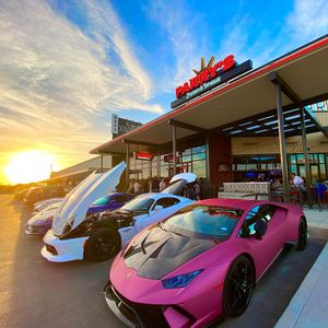 Image post by @parryspizza on Instagram