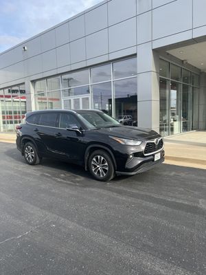 Image post by @mccarthytoyotas on Instagram