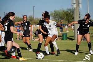 Image post by @ecnlgirls on Instagram