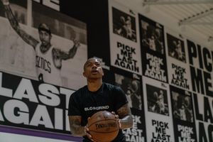 Image post by @isaiahthomas on Instagram