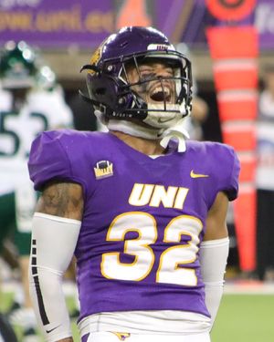 Image post by @uniathletics on Instagram