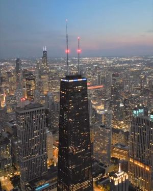 Image post by @chicago.explore on Instagram