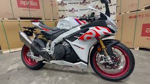 Video post by @motorcyclemallbelleville on YouTube