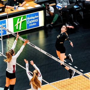 Image post by @ucf.volleyball on Instagram