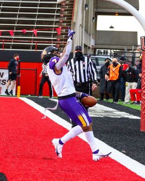 Image post by @uniathletics on Instagram