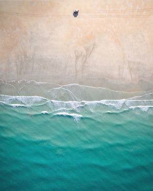 Image post by @dronepals on Instagram