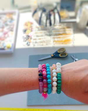 Image post by @beadcache on Instagram