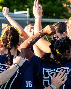Image post by @ithacafieldhockey on Instagram