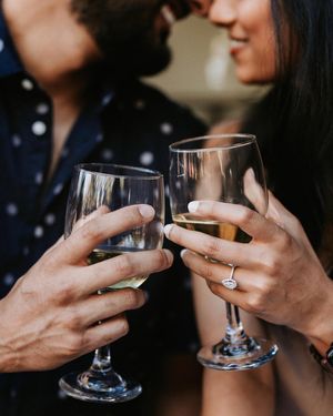 Image post by @thismodernlovephoto on Instagram