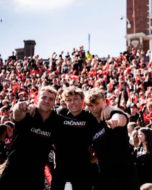 Image post by @gobearcatscheer on Instagram