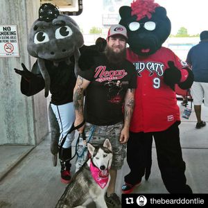 Image post by @carolinamudcats on Instagram