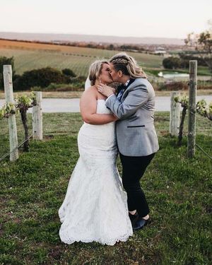 Image post by @theknot on Instagram