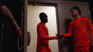 Video post by @houstondynamo on Facebook