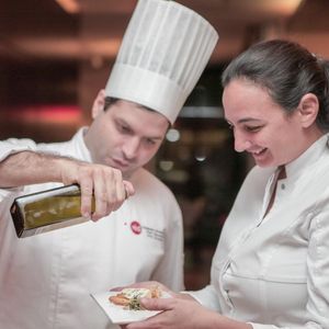 Image post by @hotelmadero on Instagram