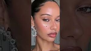 Video post by @lizaotovo on YouTube