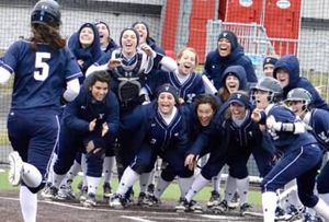 Image post by @yalesoftball on Instagram