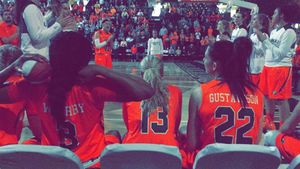 Image post by @csuwbasketball on Instagram