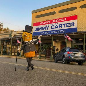 Image post by @mrpeanutofficial on Instagram