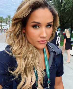 Image post by @lolojones on Instagram