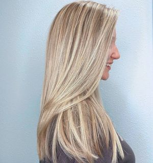 Image post by @AquaFireSalon on Facebook