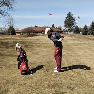 Image post by @cmuwomensgolf on Instagram