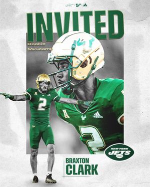 Image post by @USFFootball on Twitter/X