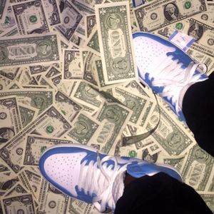 Image post by @myfabolouslife on Instagram