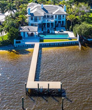 Image post by @dronehubmedia on Instagram