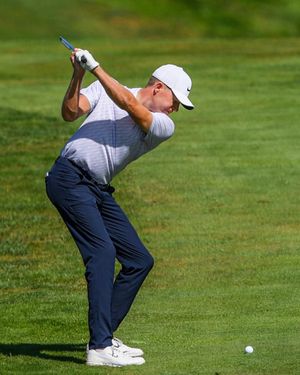 Image post by @alexknappegolf on Instagram
