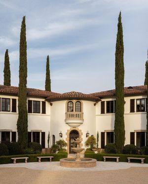 Image post by @ojaivalleyinn on Instagram