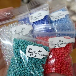 Image post by @beadcache on Instagram