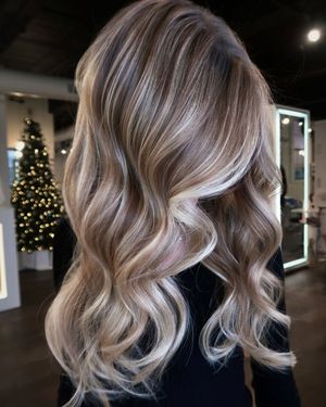 Image post by @behindthechair_com on Instagram