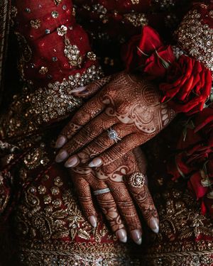 Image post by @thismodernlovephoto on Instagram