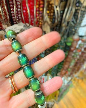 Image post by @beadcache on Instagram