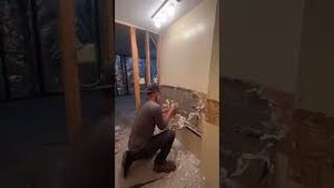 Video post by @newbuild_newlyweds on YouTube