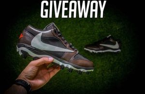 Image post by @football.equipment on Instagram