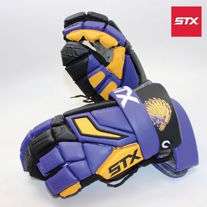 Image post by @stxmlax on Instagram