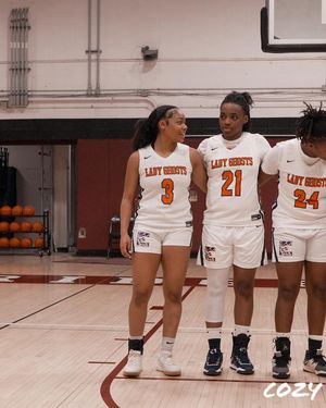 Image post by @ladyghostshoops on Instagram
