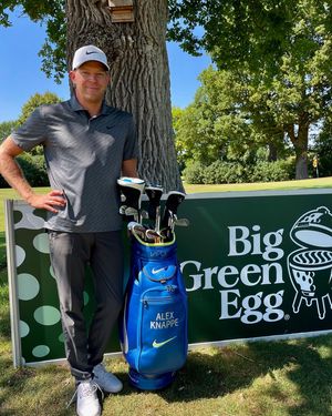 Image post by @alexknappegolf on Instagram