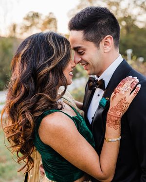Image post by @thismodernlovephoto on Instagram