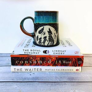 Image post by @gallerybooks on Instagram