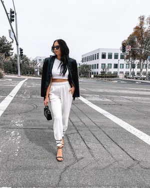 Image post by @nikkimkraemer on Instagram
