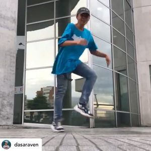 Image post by @steveaoki on Instagram