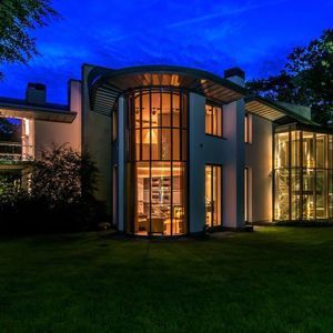 Image post by @christiesrealestate on Instagram