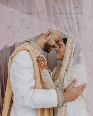 Image post by @thismodernlovephoto on Instagram