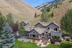 Image post by @christiesrealestate on Instagram