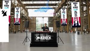 Video post by @armadamusictv on YouTube