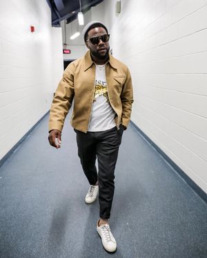 Image post by @kevinhart4real on Instagram