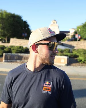 Image post by @redbullshop on Instagram