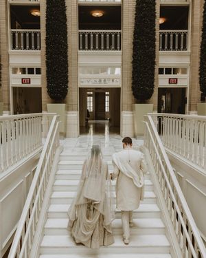 Image post by @thismodernlovephoto on Instagram